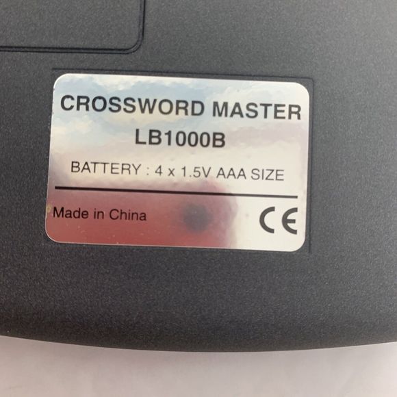 Oregon Scientific Crossword Pro Handheld Game Electronic Puzzle LB-1000B A9 - Picture 6 of 13